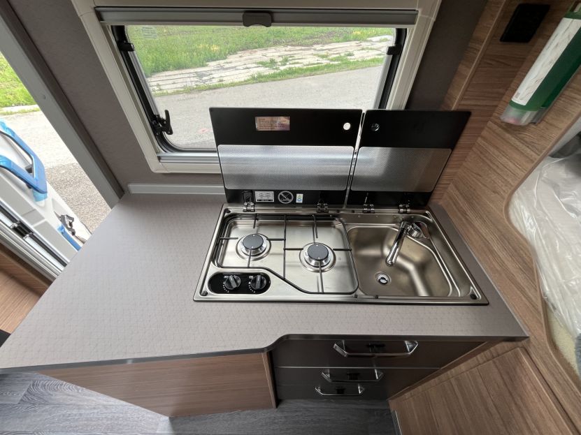 Weinsberg X-Cursion Van 500 MQ Pepper (134)