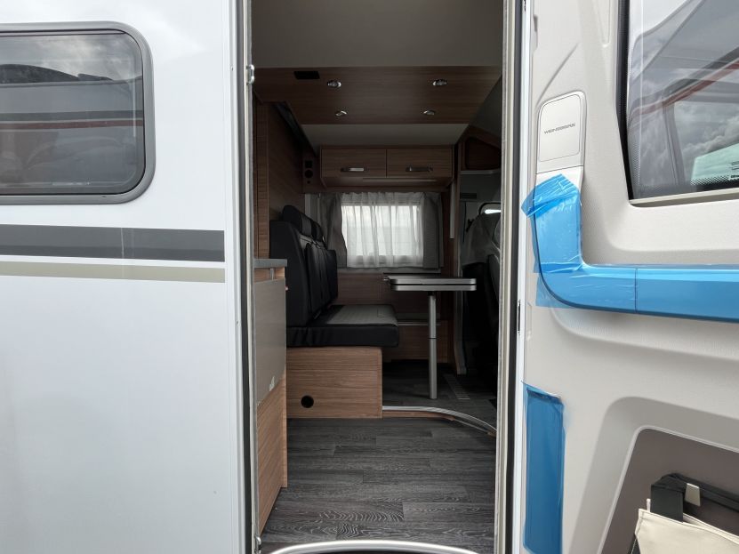 Weinsberg CaraSuite 650 MEG Ford (5)