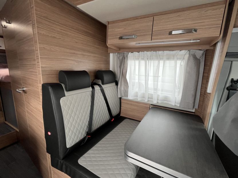 Weinsberg CaraSuite 650 MEG Ford (5)