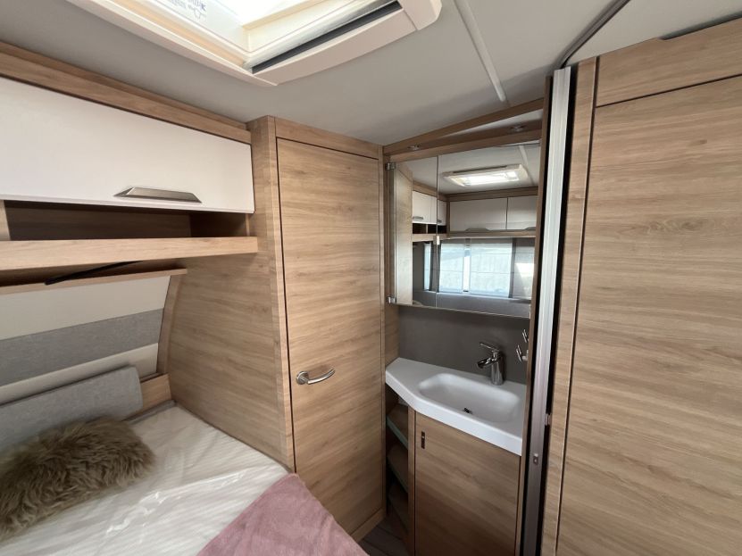 Knaus Südwind 550 FSK 60 years Edition (140)