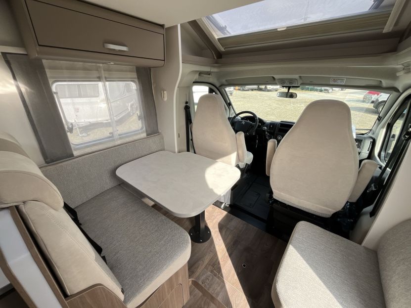 Carado T 447 (147)