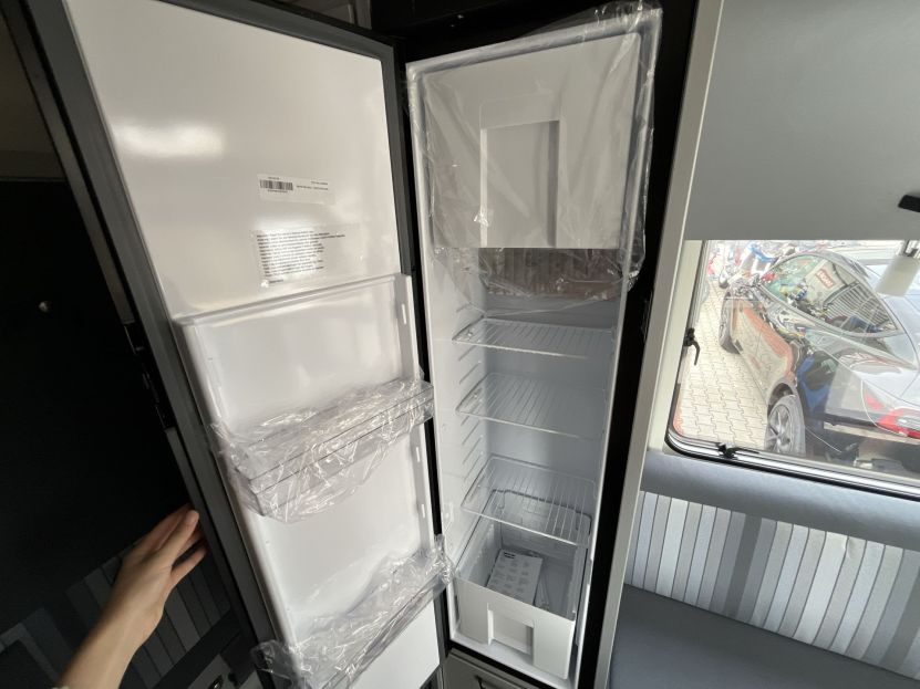 Knaus Sport&Fun 480 QL Black Sel. (28)