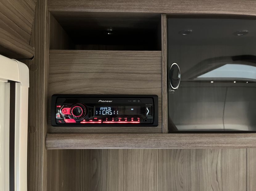 Kabe Ametist 560 GLE B2 (2)