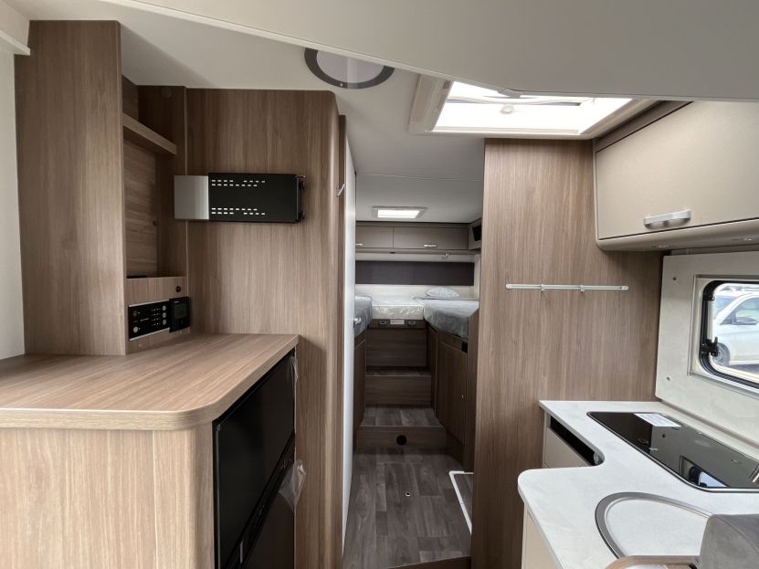CARADO T 447 EDITION24 (80)