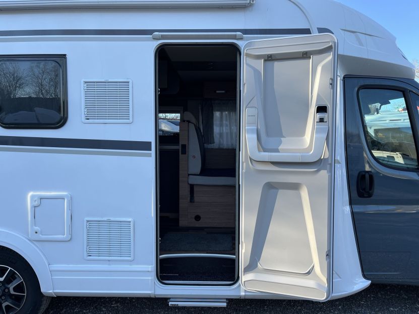 Weinsberg CaraSuite 700 ME