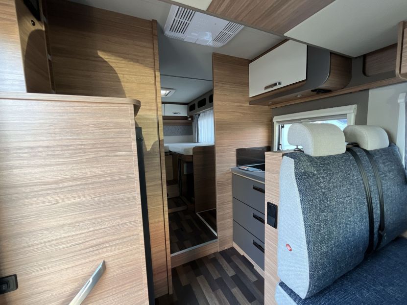 Weinsberg CaraSuite 700 ME
