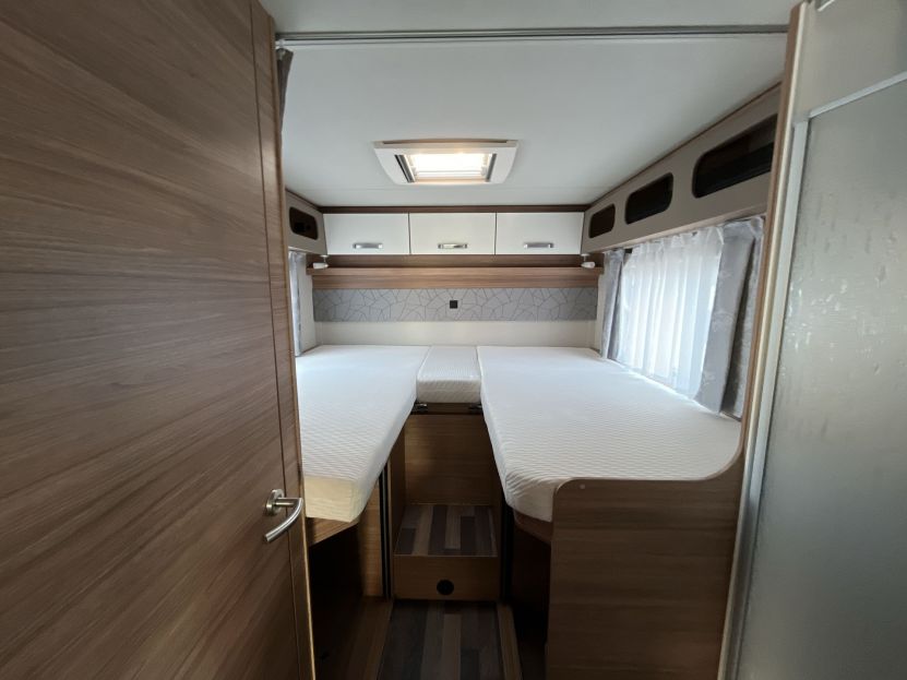 Weinsberg CaraSuite 700 ME