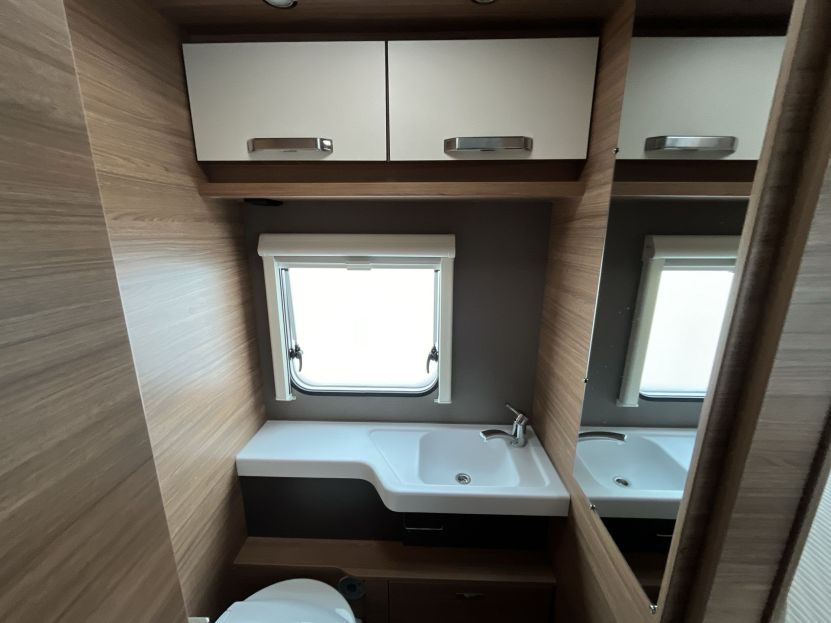 Weinsberg CaraSuite 700 ME