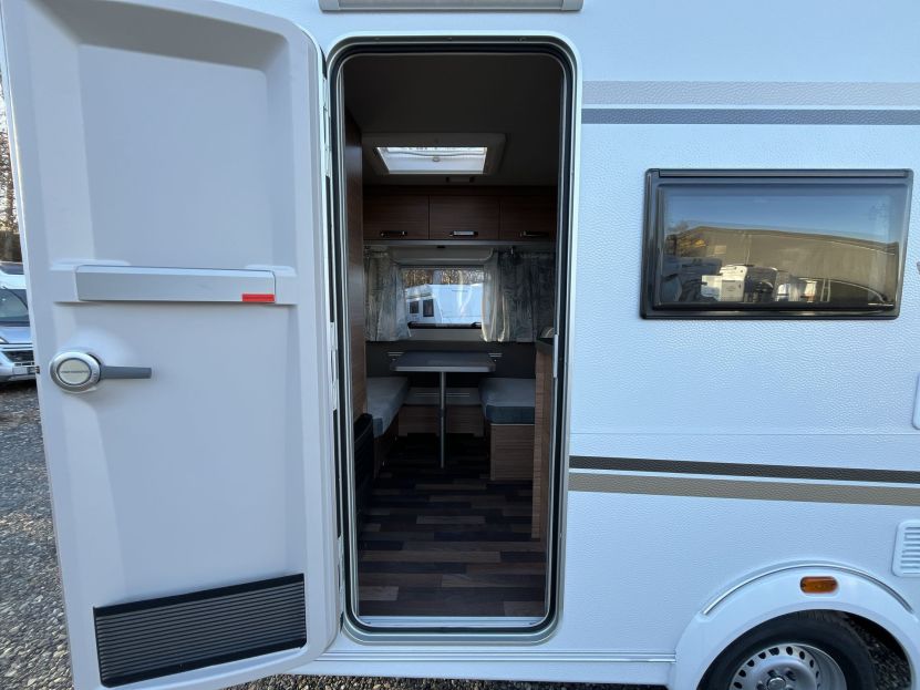 Weinsberg CaraOne 420 QD (22)