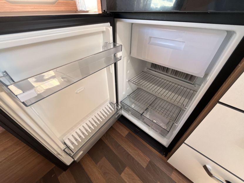 Weinsberg CaraOne 390 QD (87)