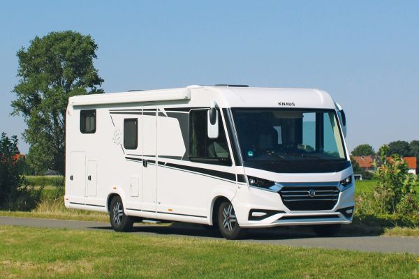 Knaus Live I 700 MEG