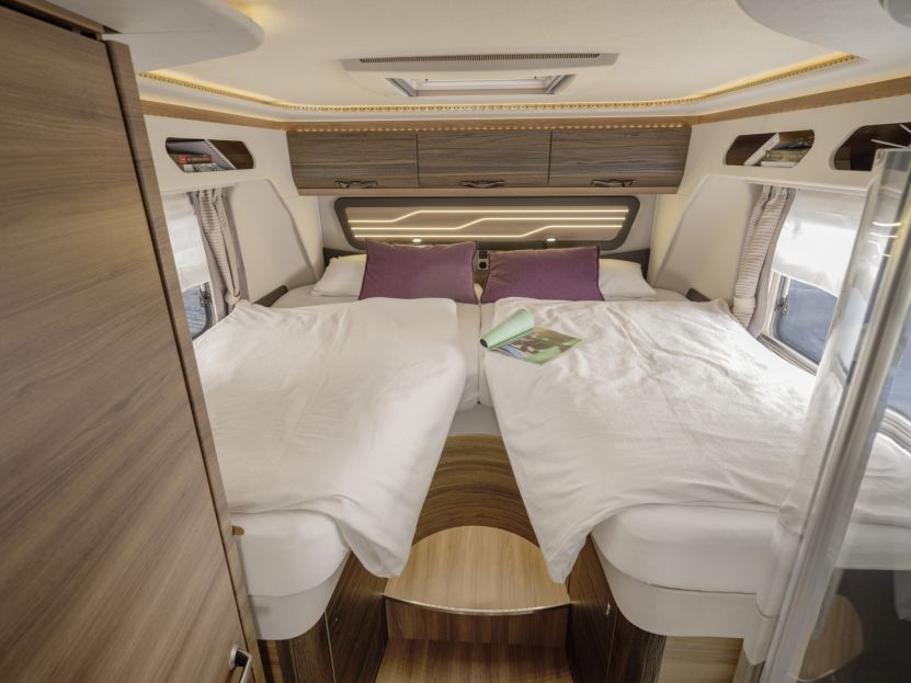 Knaus Sun I 700 LEG