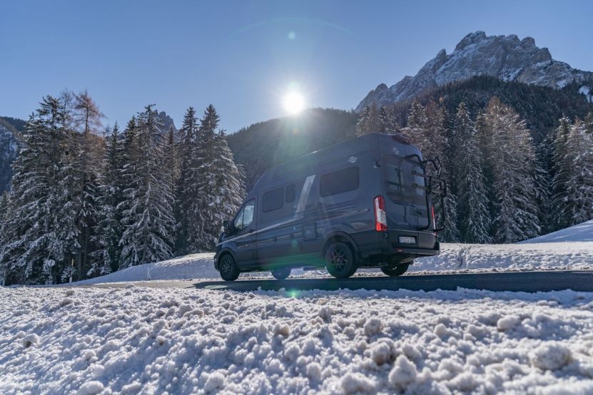 CARADO CV 590 EDITION25 - Ford, 4x4