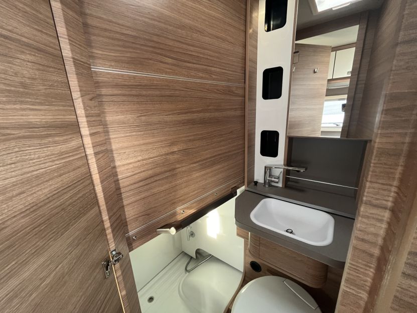 Weinsberg X-Cursion Van 500 MQ Pepper
