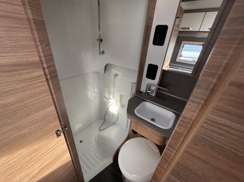 Weinsberg X-Cursion Van 500 MQ Pepper